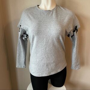 Drew lace up sleeve grey long sleeve sz.S